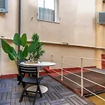 New Luxury 3-bedroom & 4-bathroom Duomo Appartement *