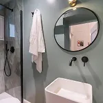 New Luxury 3-bedroom & 4-bathroom Duomo * Florence