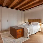 New Luxury 3-bedroom & 4-bathroom Duomo