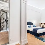 Appartement New Luxury 3-bedroom & 4-bathroom Duomo *