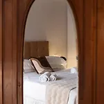 New Luxury 3-bedroom & 4-bathroom Duomo Appartement Florence