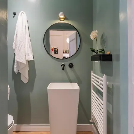 Apartmán New Luxury 3-bedroom & 4-bathroom Duomo
