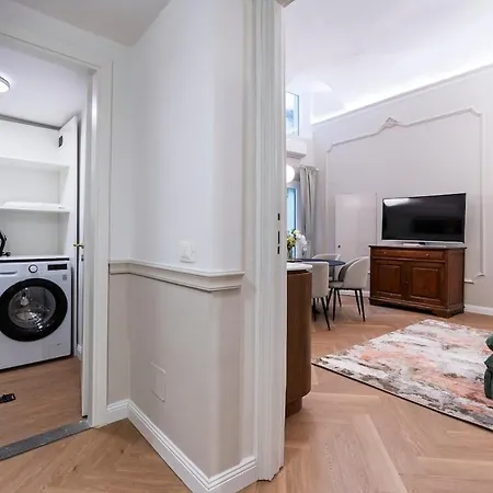 New Luxury 3-bedroom & 4-bathroom Duomo * Florencie