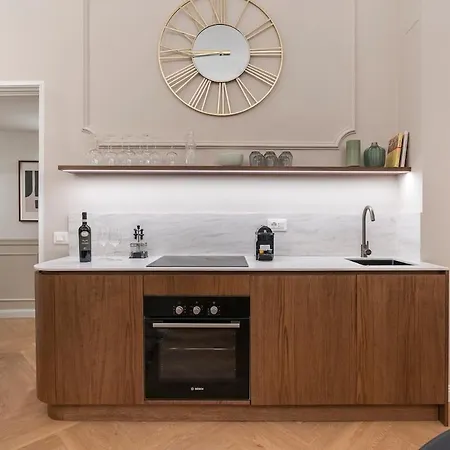 New Luxury 3-bedroom & 4-bathroom Duomo