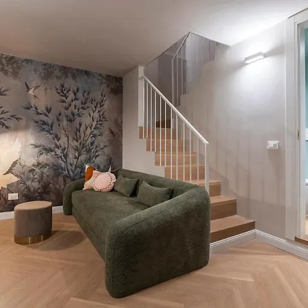 New Luxury 3-bedroom & 4-bathroom Duomo *