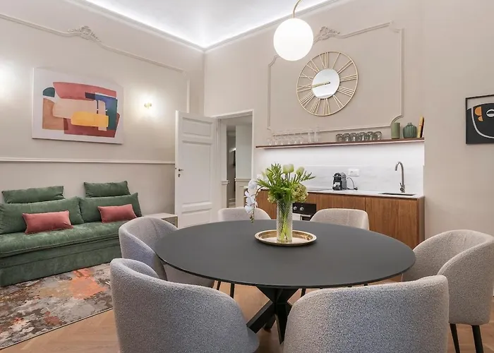 Apartman New Luxury 3-bedroom & 4-bathroom Duomo Firenze