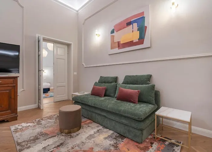 Apartman New Luxury 3-bedroom & 4-bathroom Duomo *