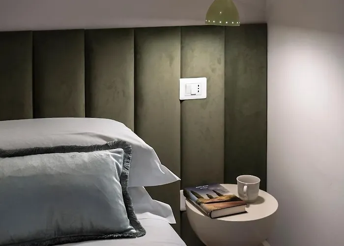 New Luxury 3-bedroom & 4-bathroom Duomo Apartman