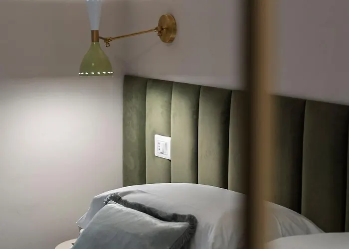 New Luxury 3-bedroom & 4-bathroom Duomo * Firenze